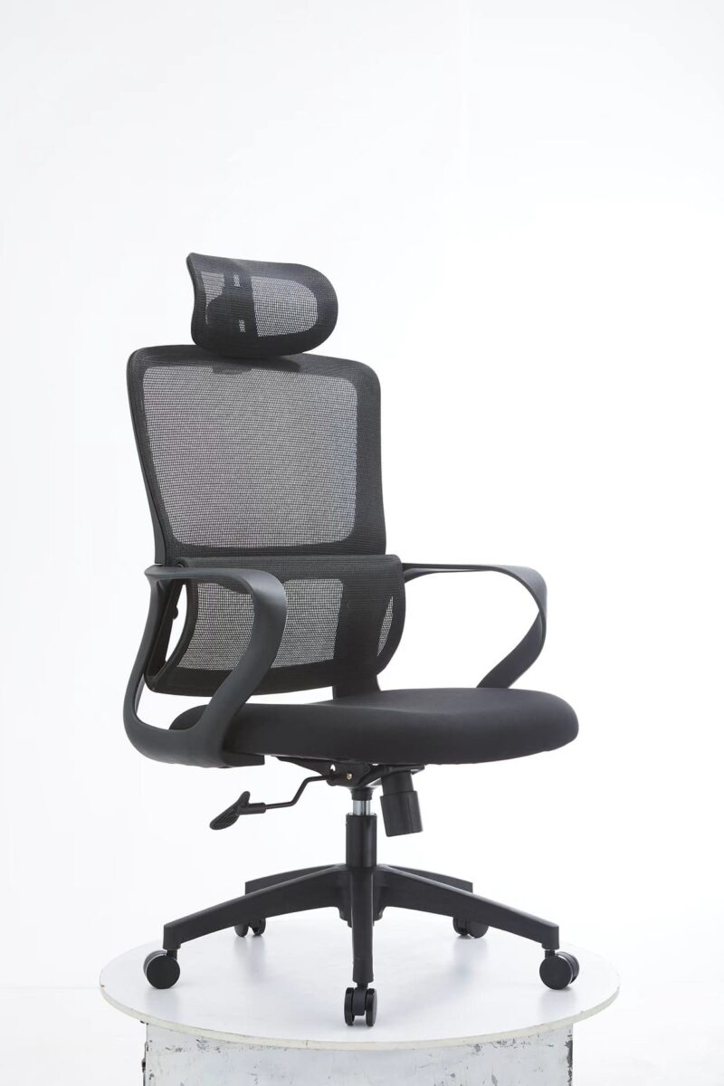 Ergonomic Office Chairckk02b with lumbar support on display at Yu Furniture in Pretoria, Gauteng.