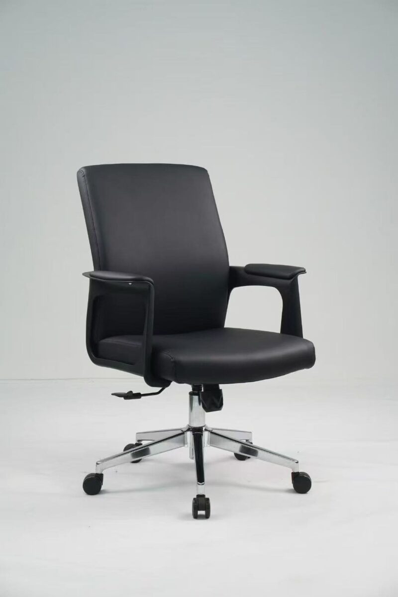Ergonomic Office Chairckk04b with lumbar support on display at Yu Furniture in Pretoria, Gauteng.